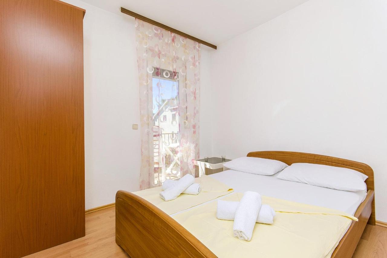 With A Parking Space Stari Grad, Hvar - 8708 Apartman Stari Grad (Hvar)
